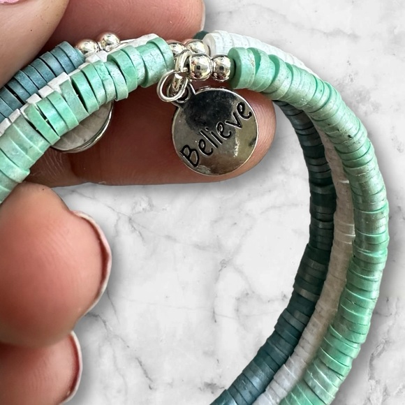 Handmade by embellished jewelry coiled Bracelet - Picture 5 of 6